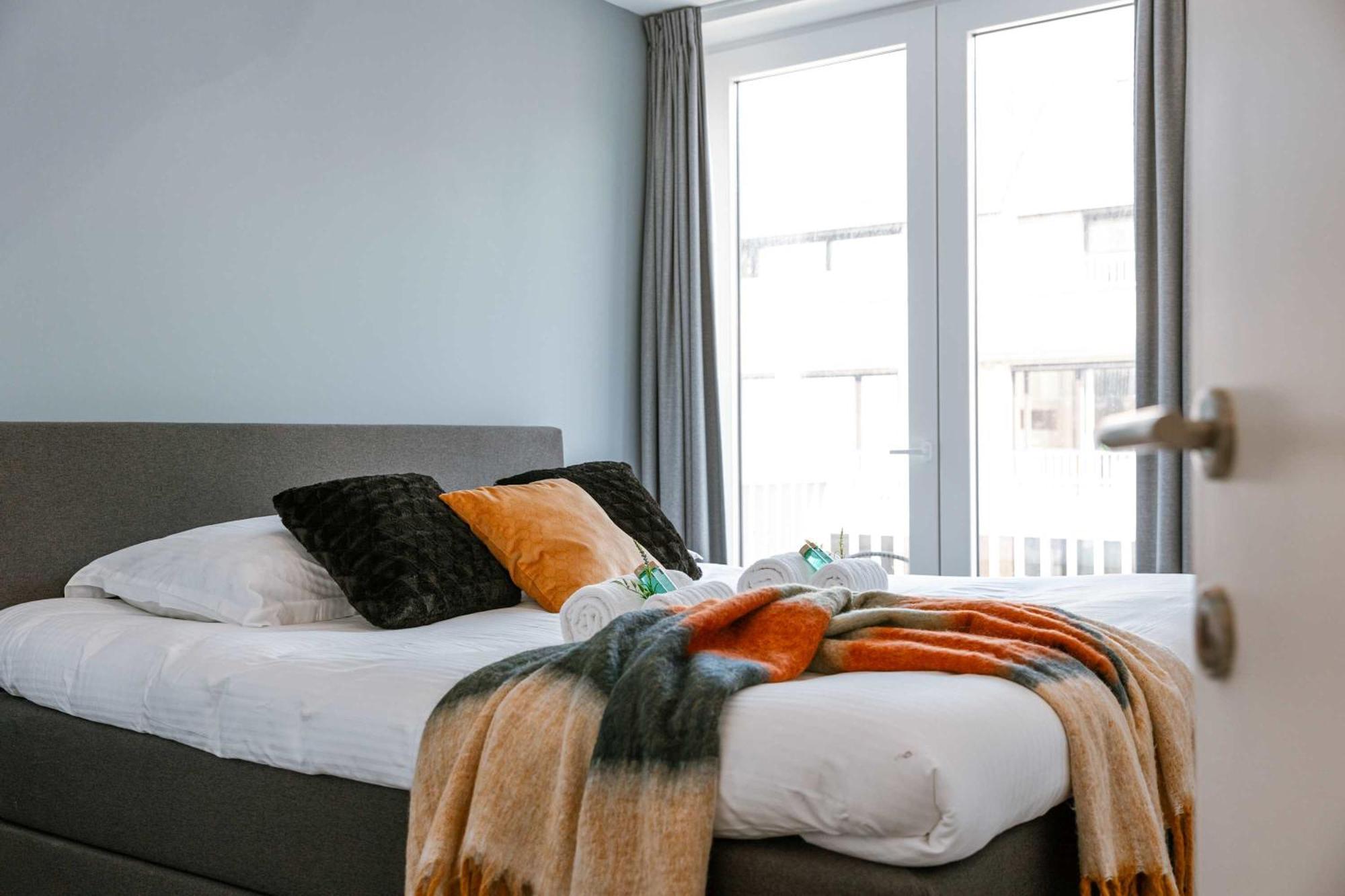 Huswell - Modern With Sunny Terrace In Apartamento *